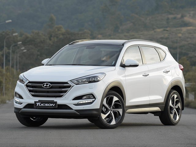 Hyundai Tucson 2017 hạ giá còn 760 triệu đồng