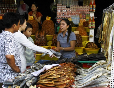 Khi mưa chạm cửa, ngon gì bằng khô, mắm miền Tây
