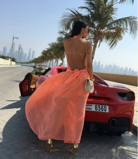 Cuộc sống của hội con nh&agrave; gi&agrave;u Dubai - Ảnh 4.