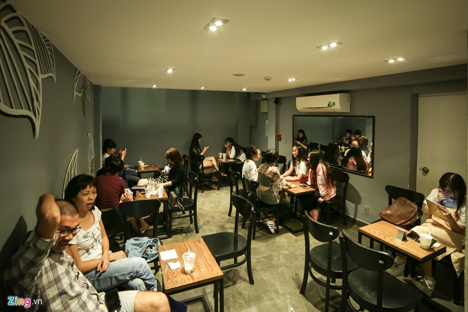 Tranh nhau từng m2 đất bán trà sữa ở Sài Gòn - Ảnh 4.
