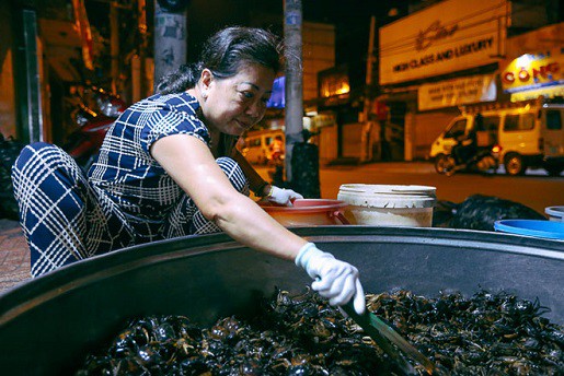 Chợ “độc” ở Sài Gòn, gần nửa thế kỷ chỉ bán một mặt hàng lúc nửa đêm - Ảnh 4.