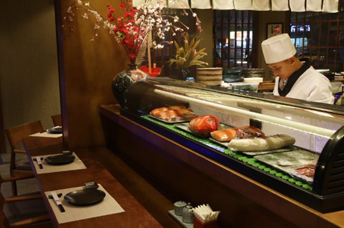 Hải sản Nhật đang bơi: Sáng ở Tokyo, chiều lên bàn nhậu Hà Nội - Ảnh 2.