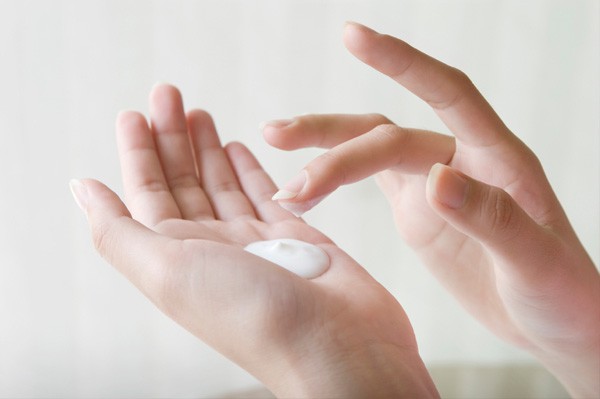 Dưỡng thể đ&uacute;ng c&aacute;ch trong m&ugrave;a đ&ocirc;ng - Ảnh 4.