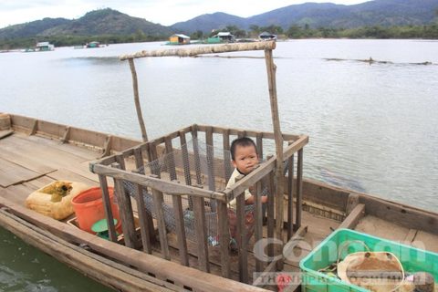 B&iacute; ẩn l&agrave;ng ch&agrave;i  tr&ecirc;n n&uacute;i v&agrave; những ngư d&acirc;n ẩn hiện - Ảnh 5.