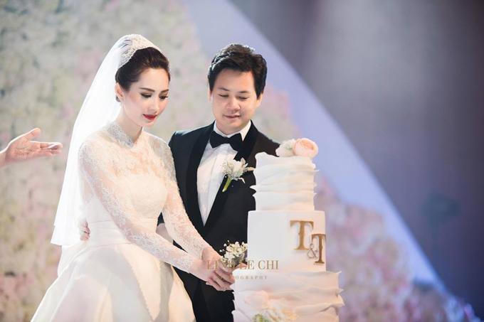 Khoảnh khắc ngọt ng&agrave;o của hoa hậu Thu Thảo v&agrave; chồng - Ảnh 5.