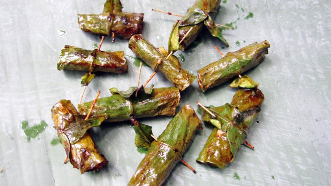Lạ miệng với món chả cuốn lá bưởi - Ảnh 5.