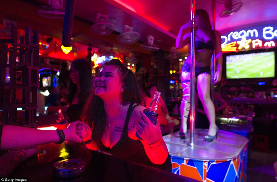 Những "thiên đường sung sướng" ở Pattaya