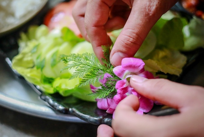 Qu&aacute;n cơm chỉ b&aacute;n 25 suất mỗi ng&agrave;y - Ảnh 6.