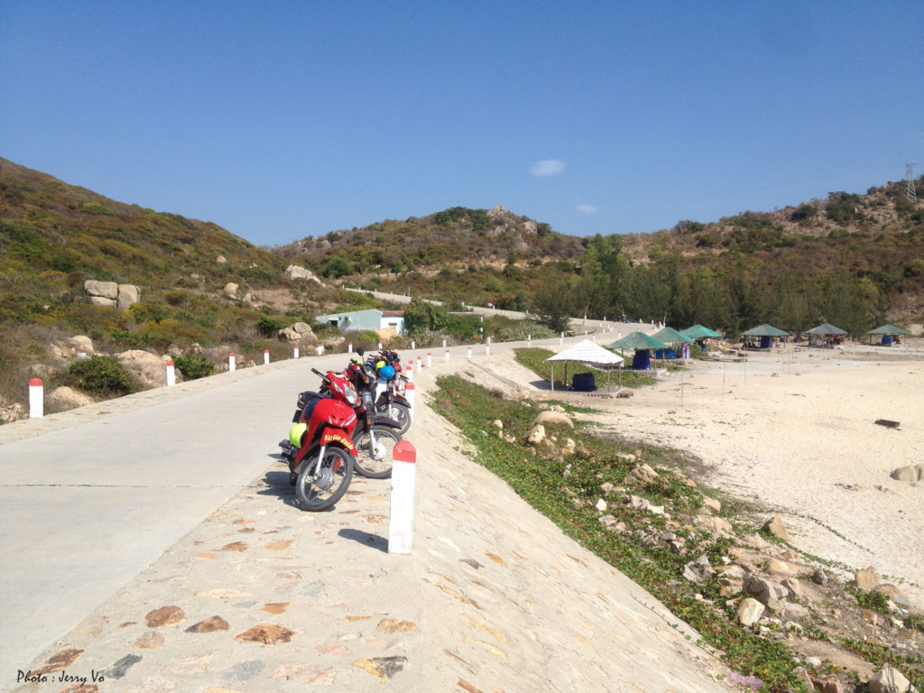 Về Cam Ranh kh&aacute;m ph&aacute; Tam B&igrave;nh đẹp như mơ - Ảnh 6.