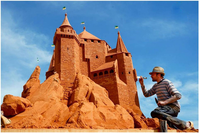 Phan Thiết c&oacute; C&ocirc;ng vi&ecirc;n tượng c&aacute;t đầu ti&ecirc;n tr&ecirc;n thế giới - Ảnh 6.