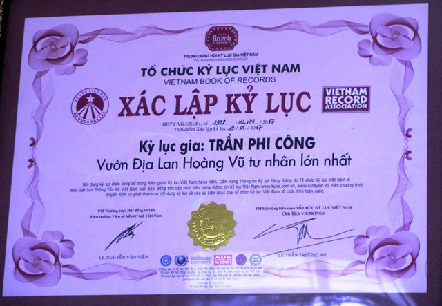Nữ hoàng địa lan siêu khủng trị giá hơn 15 tỉ đồng - Ảnh 2.