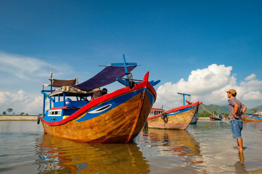 M&ecirc; mẩn với vẻ đẹp v&agrave; hải sản H&ograve;n Lớn - Ảnh 6.