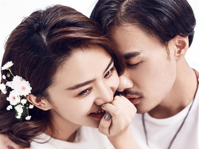 Gái hư thường là những cô gái thông minh, vui tính và đôi chút nghịch ngợm. Khi ở bên một người phụ nữ nhiều màu sắc như vậy, nhất là lúc trên giường, đàn ông sẽ thích thú vô cùng. (Ảnh minh họa)