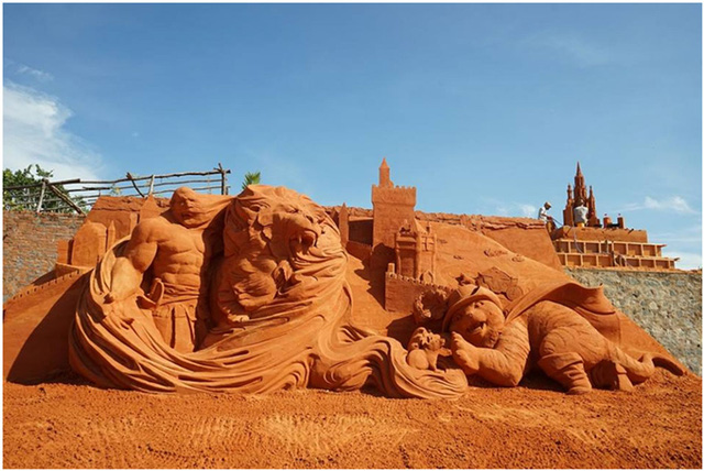 Phan Thiết c&oacute; C&ocirc;ng vi&ecirc;n tượng c&aacute;t đầu ti&ecirc;n tr&ecirc;n thế giới - Ảnh 9.