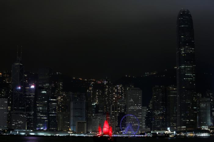 Hồng K&ocirc;ng trong Giờ Tr&aacute;i đất Ảnh: REUTERS