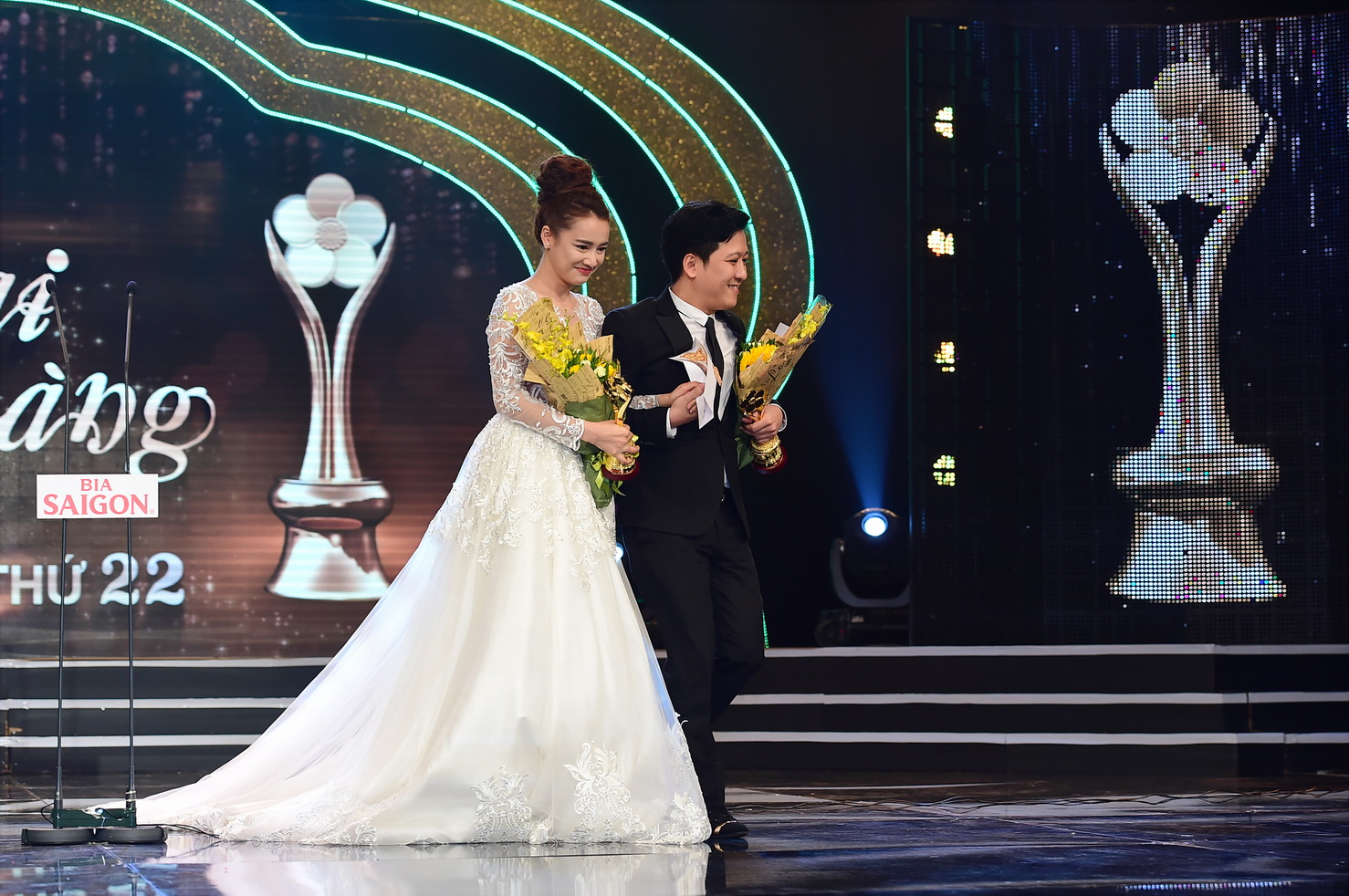 Dư &acirc;m Giải Mai V&agrave;ng 2016: Trường Giang th&agrave;nh điểm n&oacute;ng - Ảnh 17.