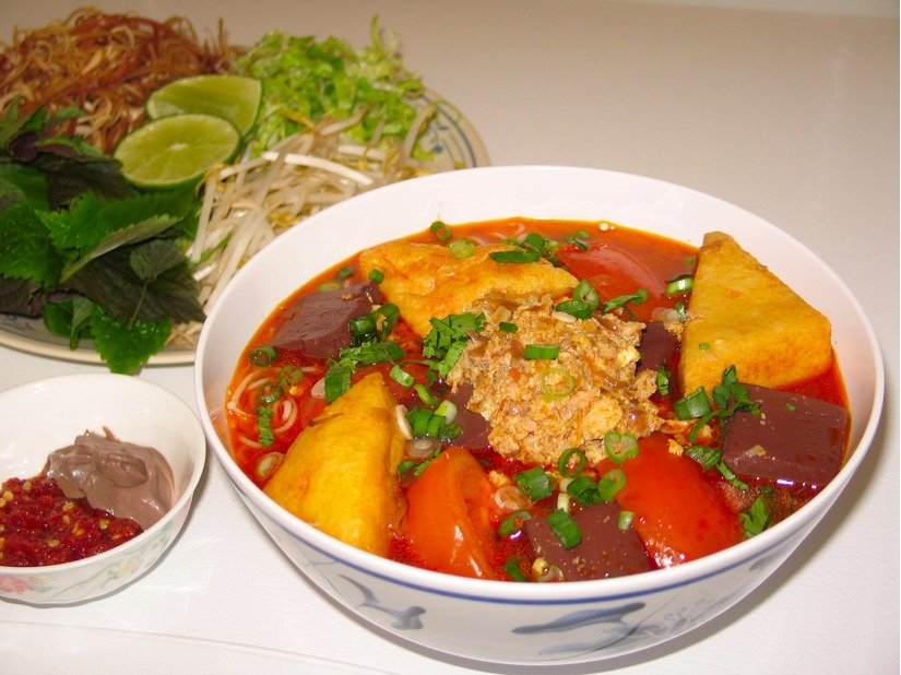 5 món bún tuyệt ngon cho những trưa nắng gắt