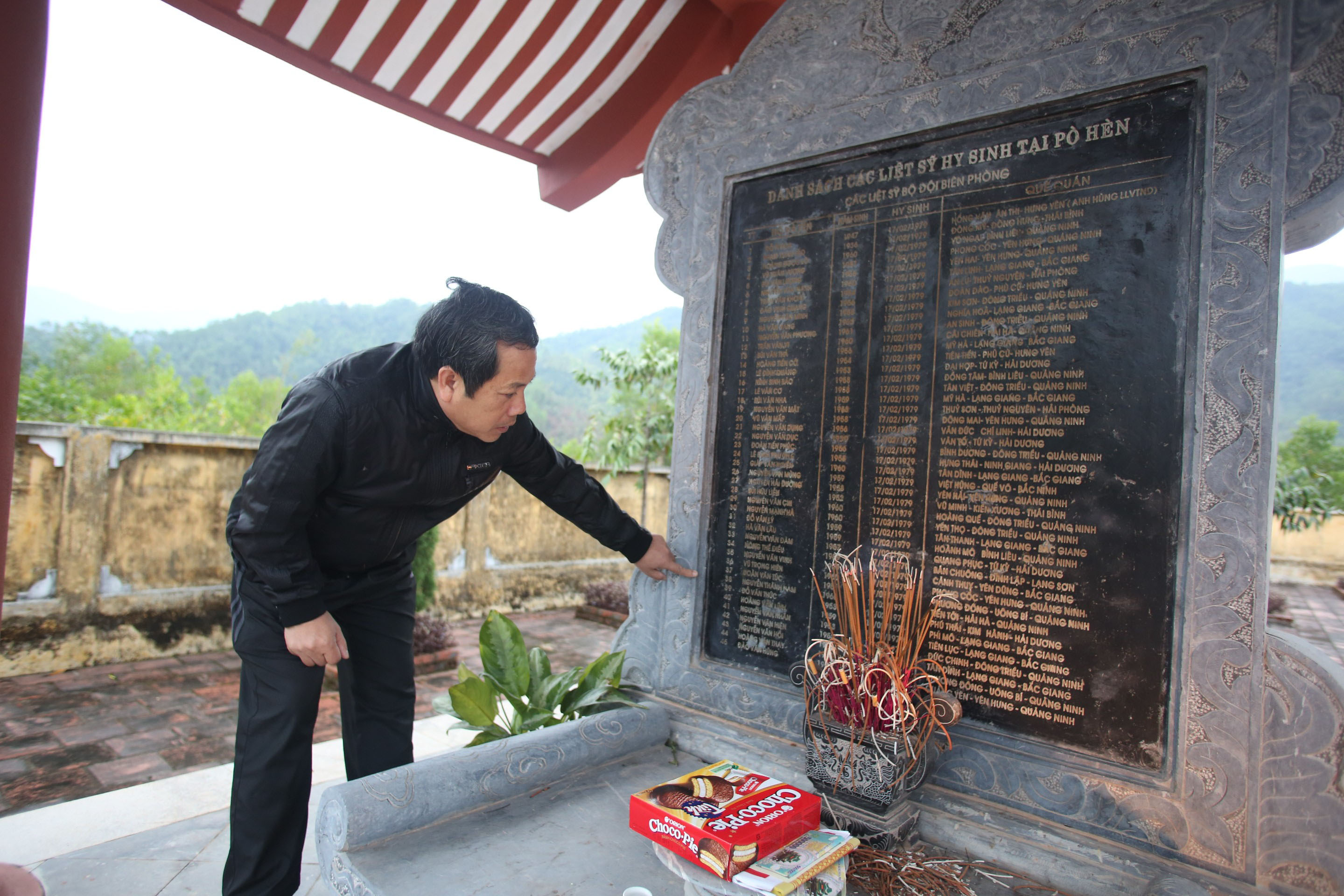 Biên giới tháng hai…