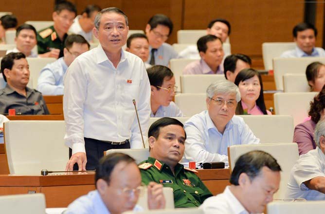 Làm đường cao tốc, bao nhiêu tiền?