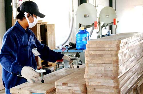 
Cần tạo điều kiện cho doanh nghiệp nhỏ vay vốn Ảnh: GLO
