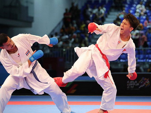 SEA Games ng&agrave;y 23-8: C&uacute; đ&uacute;p v&agrave;ng của L&ecirc; T&uacute; Chinh - Ảnh 11.