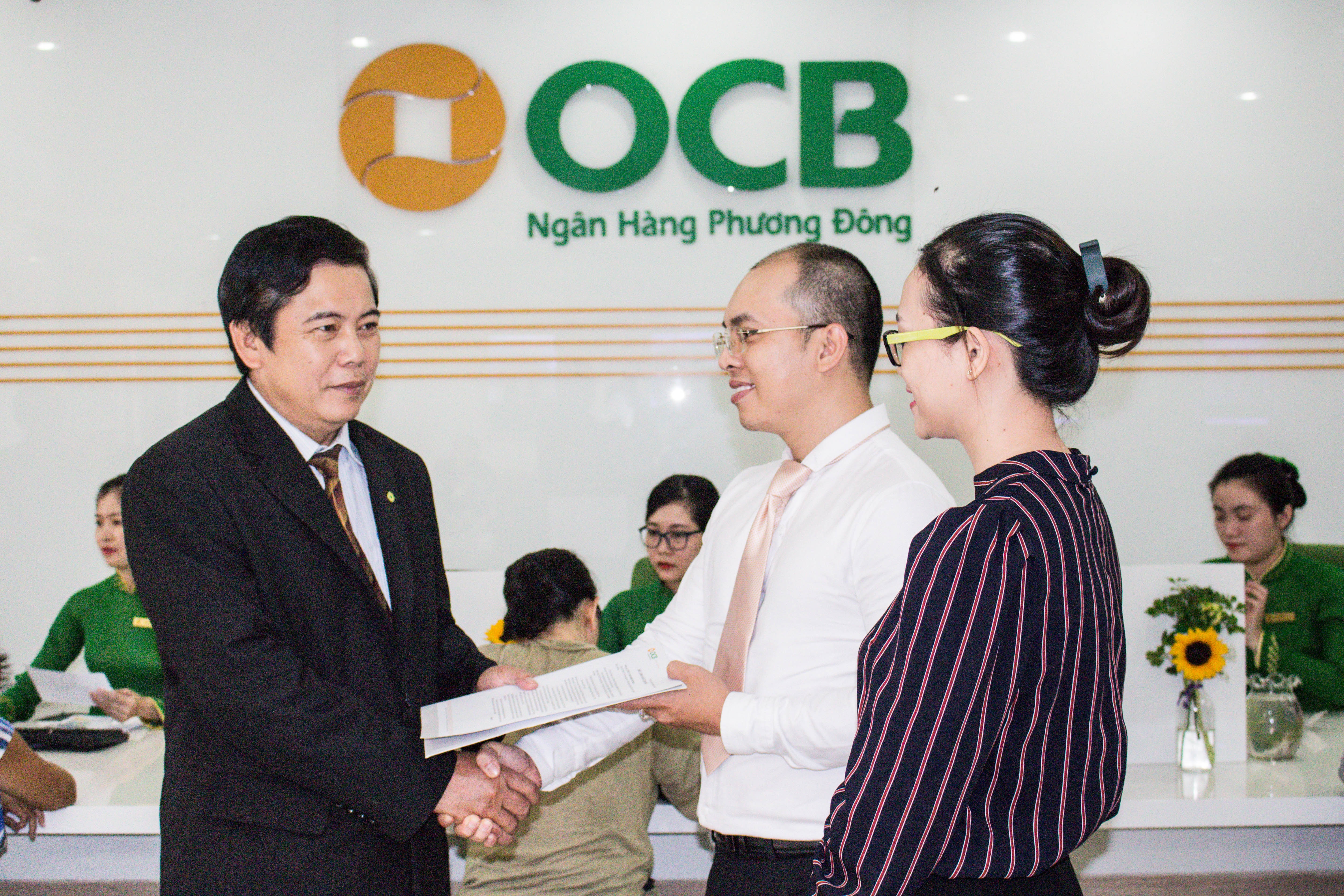 OCB t&agrave;i trợ đến 50 tỉ cho đại l&yacute; v&eacute; m&aacute;y bay - Ảnh 1.