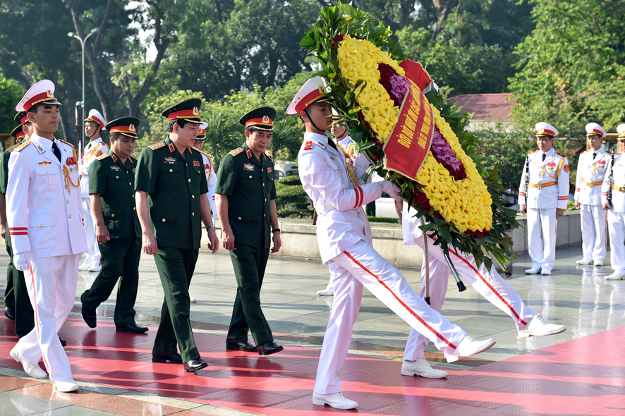 Tổng Bí thư: Không bao giờ quên ơn các anh hùng liệt sĩ, thương binh - Ảnh 4.