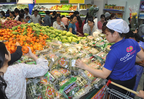 Tết vẹn tròn nhờ siêu thị Việt