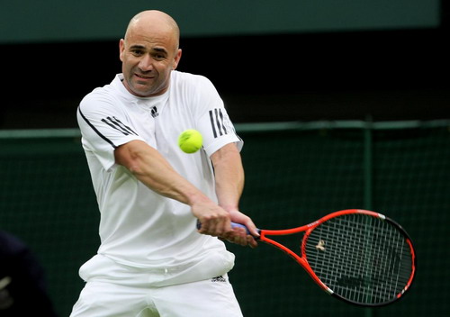 Trượt dài phong độ, Djokovic bái sư Agassi - Ảnh 2.