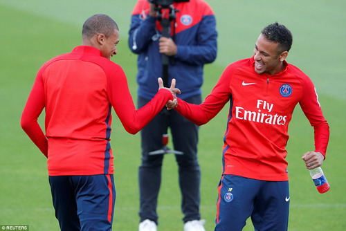 Neymar - Mbappe: Bộ đôi đắt giá nhất thế giới hội ngộ ở Paris