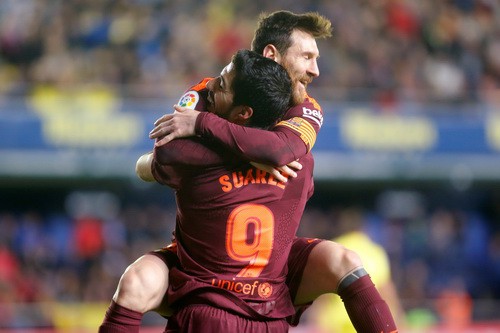 Nhấn chìm "tàu ngầm vàng", Barcelona vững ngôi đầu La Liga