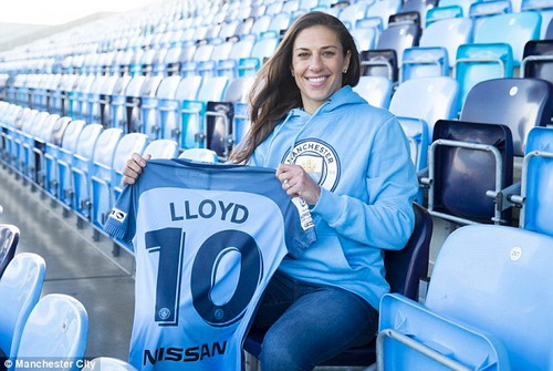 Thủ quân đội tuyển Mỹ gia nhập Man City