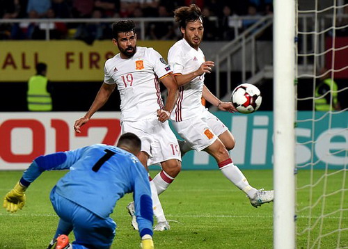 Chelsea hắt hủi, Diego Costa tỏa sáng ở tuyển Tây Ban Nha