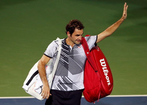 Federer thua sốc, chia tay sớm ATP Dubai