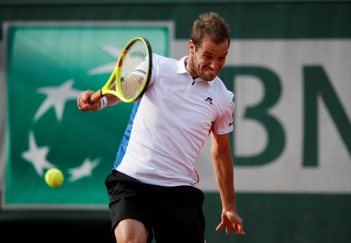 Tay vợt chủ nhà rơi rụng, Djokovic, Nadal thẳng tiến - Ảnh 6.