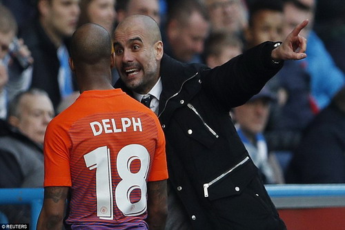 Guardiola bất lực với c&aacute;c cầu thủ Man City