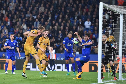 Harry Kane lập c&uacute; poker, Tottenham thắng v&ugrave;i dập Leicester - Ảnh 5.
