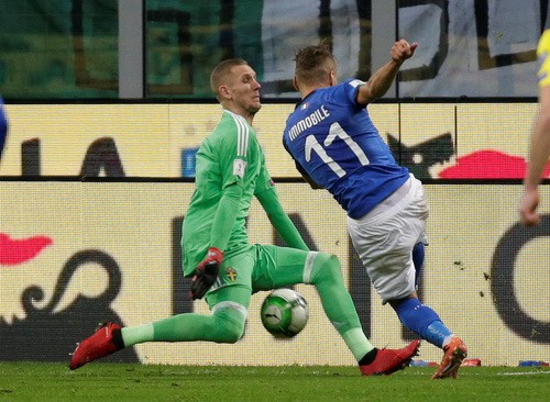 Dứt điểm kém, Ý mất vé World Cup vào tay Thụy Điển - Ảnh 4.