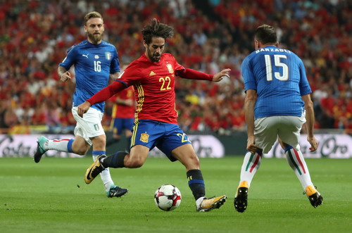 Tây Ban Nha – Ý: Người hùng Isco và 2 siêu phẩm