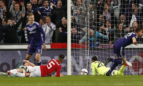 Leander Dendoncker ghi bàn, gỡ hòa cho Anderlecht