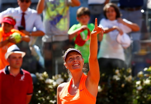 Sharapova tái xuất, giải Mỹ mở rộng lên cơn sốt