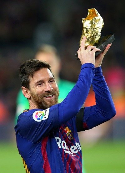 Nhận giải Pichichi v&agrave; Di Stefano, Messi quyết đấu si&ecirc;u kinh điển - Ảnh 1.