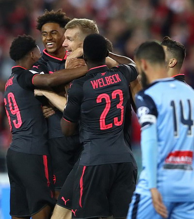 Tân binh Lacazette nổ súng, Arsenal đại thắng ở Sydney - Ảnh 2.