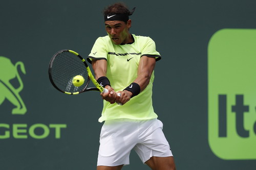 Nadal kh&ocirc;ng c&oacute; cơ hội đ&ograve;i nợ đối thủ đ&agrave;n anh Federer
