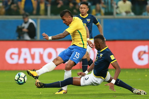 Coutinho t&aacute;i xuất ấn tượng, Brazil l&ecirc;n ng&ocirc;i số 1 Nam Mỹ - Ảnh 5.