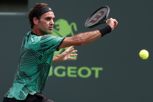 Chiến thắng thuộc về Federer sau 94 ph&uacute;t so t&agrave;i