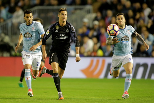 Hạ chủ nhà Celta Vigo, Real Madrid tiến sát ngôi vô địch