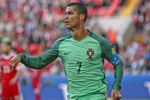 Ronaldo ghi bàn, Bồ Đào Nha chắc suất bán kết Confed Cup