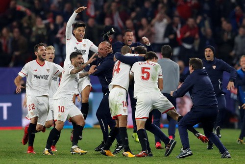 Rượt đuổi tỉ số điên rồ, Liverpool mất điểm khó tin