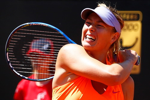 Wimbledon sốt sớm với Maria Sharapova - Ảnh 2.
